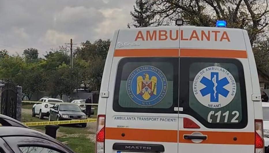 Mamă și fiică, înjunghiate de un bărbat, într-o comună din județul Neamț! Tânăra a murit, iar criminalul a fugit de la locul faptei