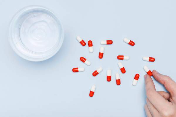 Piața farmaceutică în alertă după ce RFK Jr. și HHS vor să lege autismul de utilizarea Tylenolului în timpul sarcinii