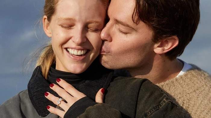 patrick schwarzenegger si iubita