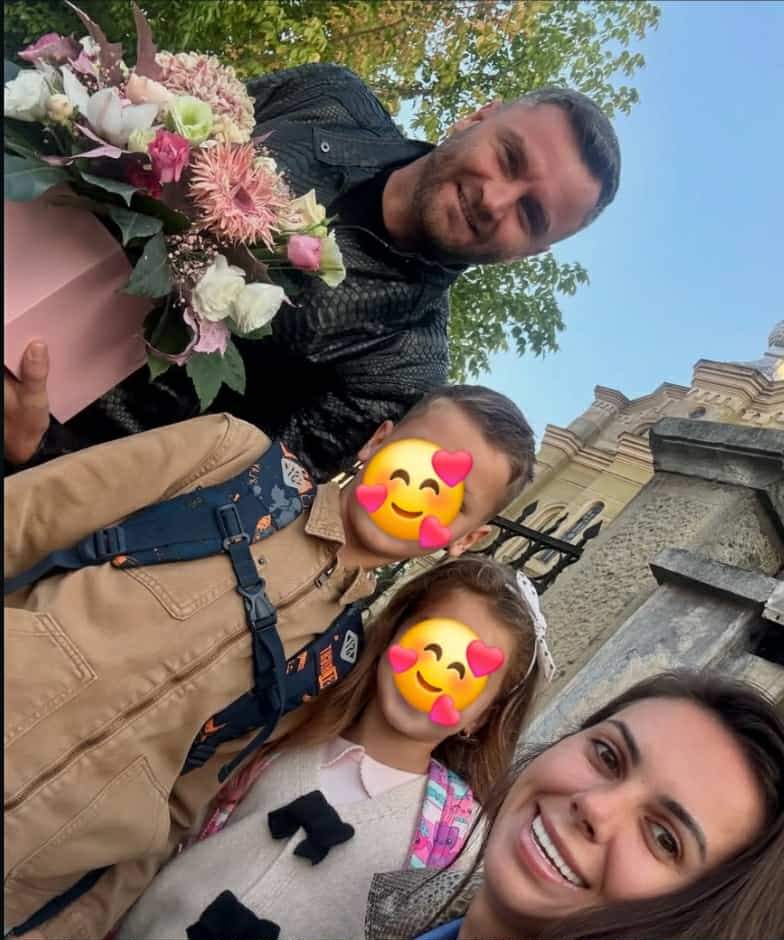 Noul an școlar a început și pentru copiii vedetelor din România! Imagini speciale cu cei mici, din prima zi | FOTO