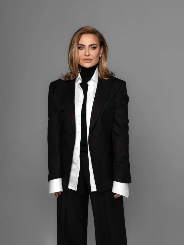 Adina Buzatu, ședință foto