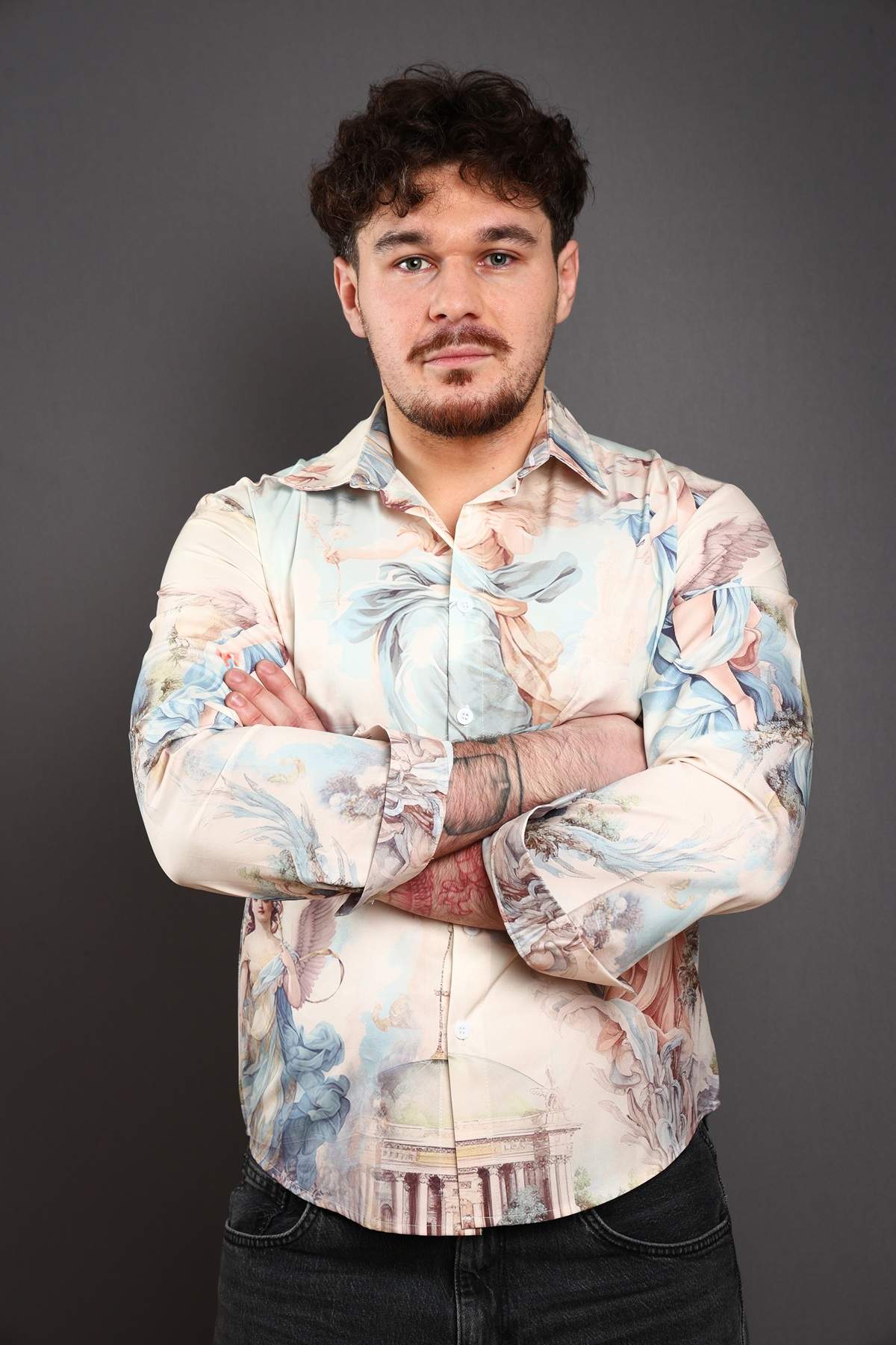 Cine sunt concurenții de la Mireasa, sezonul 13. Meciul Iubirii și-a deschis porțile pentru 10 fete și 9 băieți