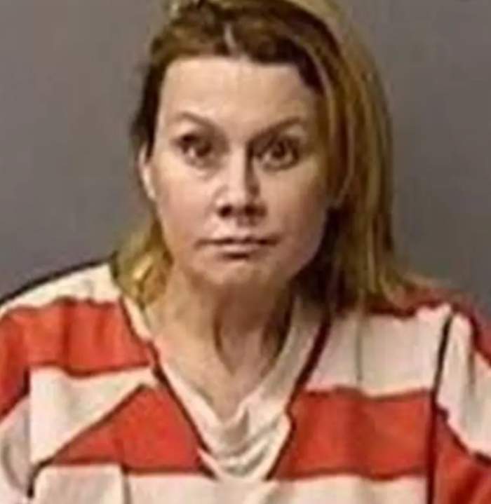 Mamă, acuzată pentru omor! Copilul femeii a murit după ce s-a înecat în timp ce ea vorbea cu bărbați pe aplicații de întâlniri