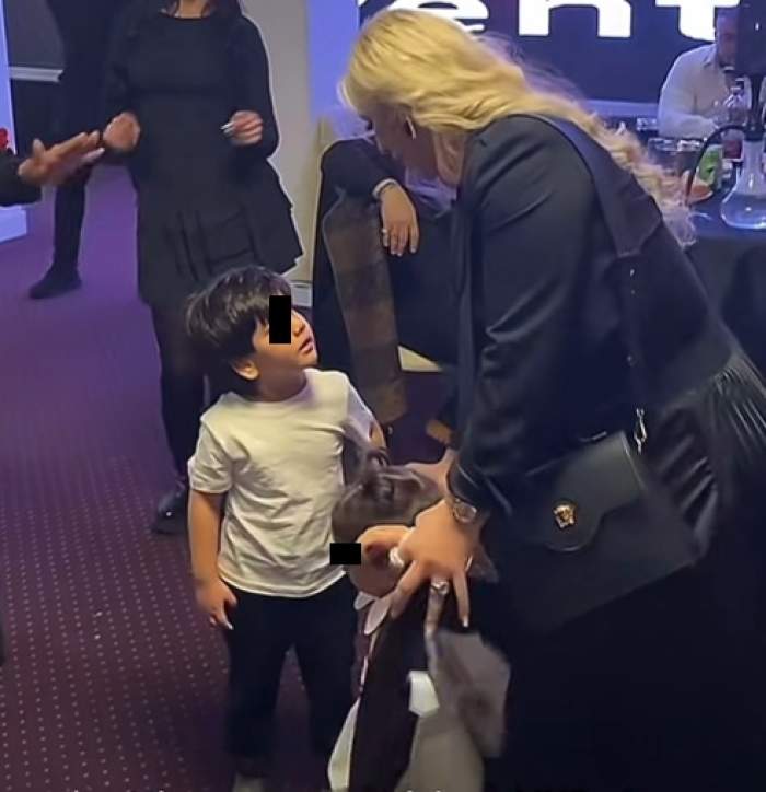 tzanca uraganu si lambada