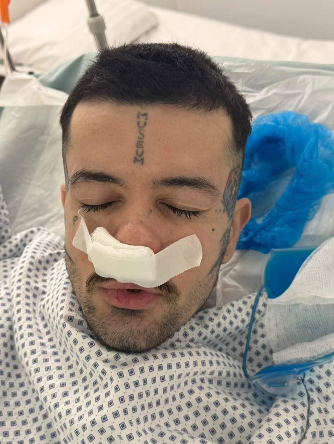 Zanni, pe patul de spital