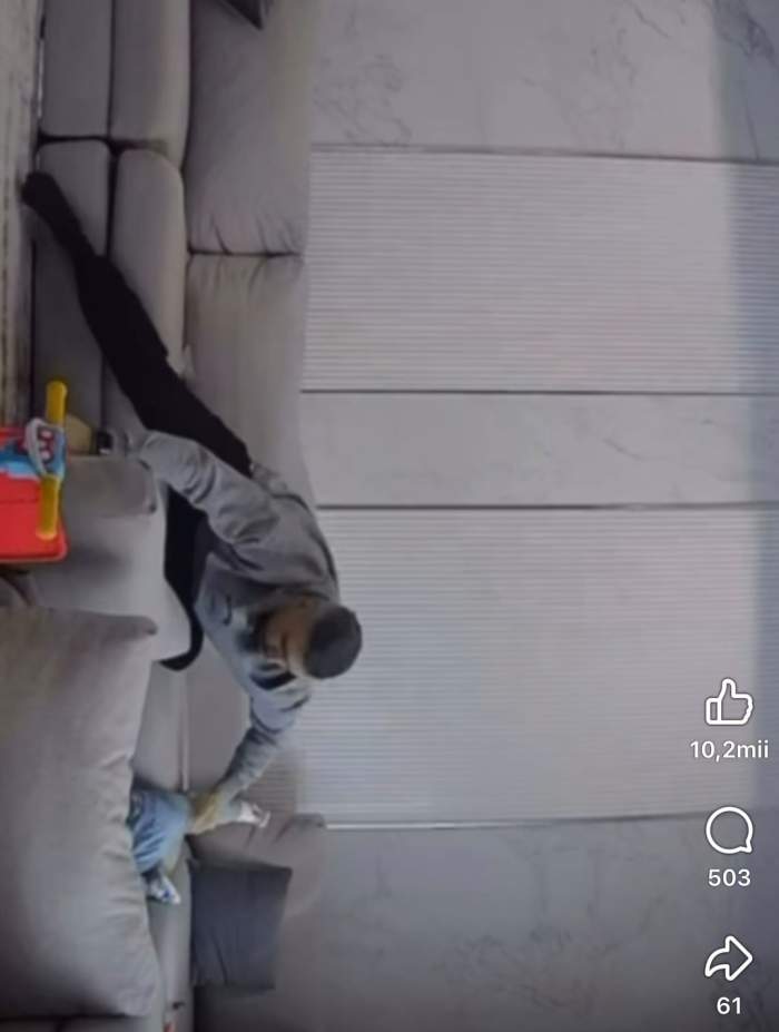 Fiul Vlăduței Lupău cade de pe canapea