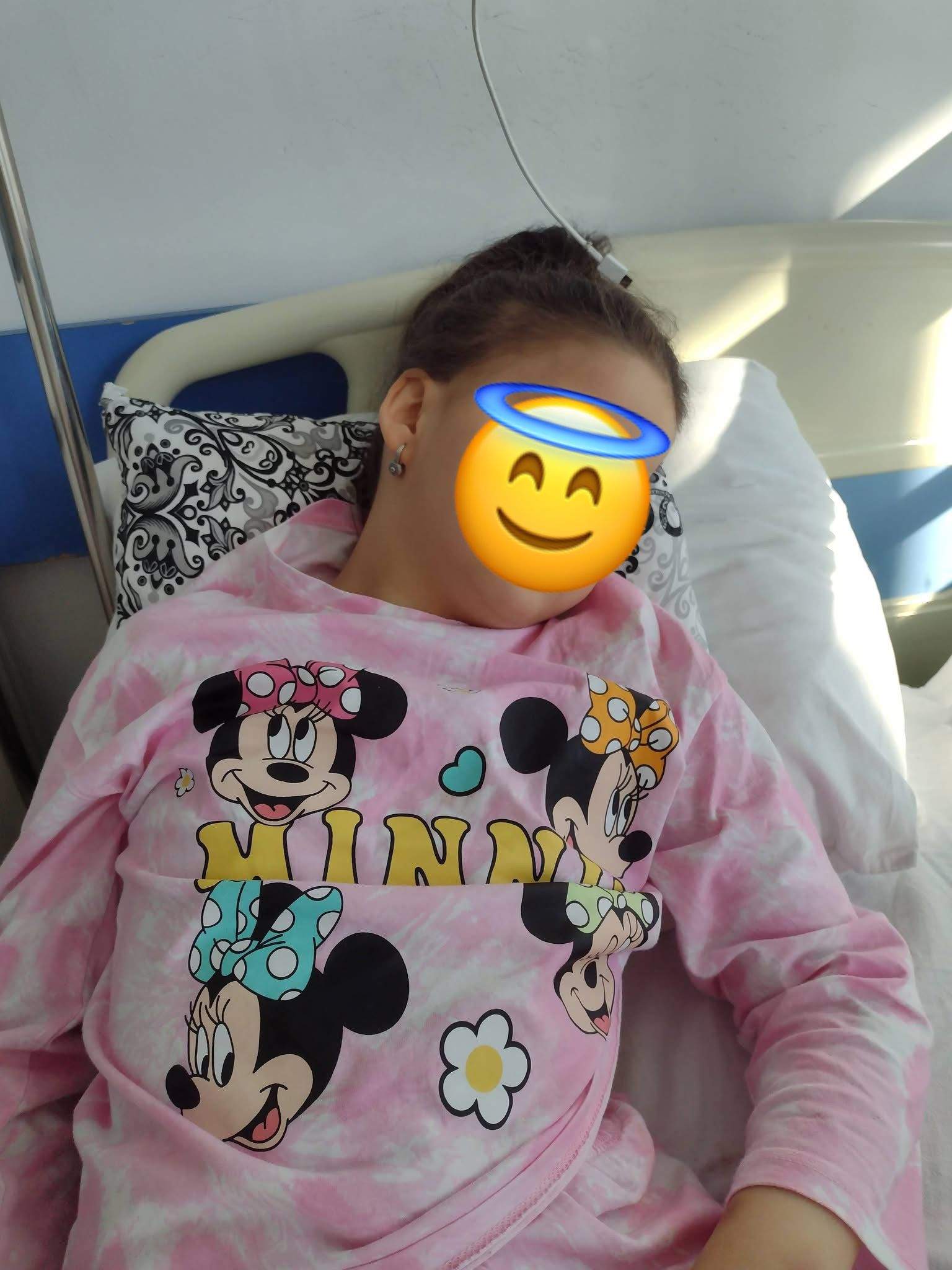 Fetița de 9 ani, în spital