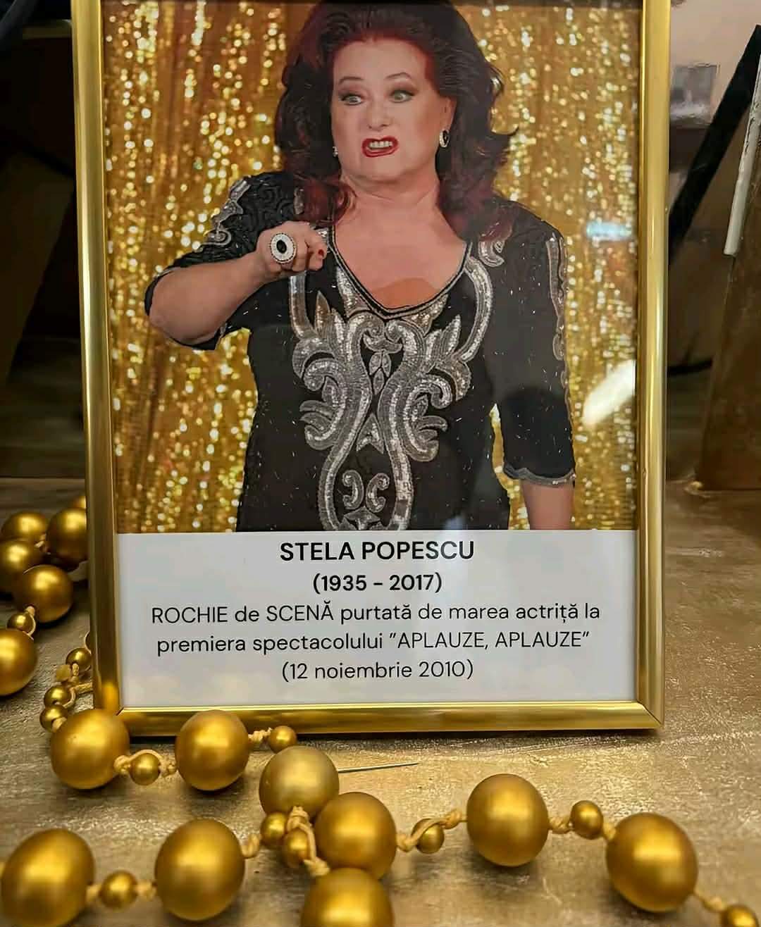 cabina de teatru a Stelei Popescu