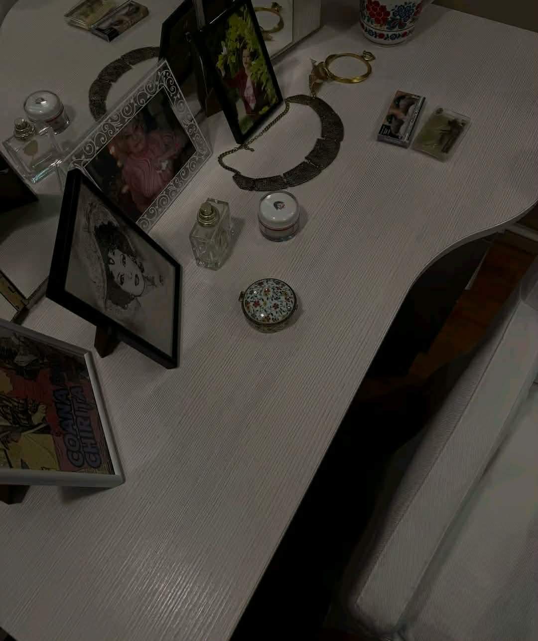 cabina de teatru a Stelei Popescu