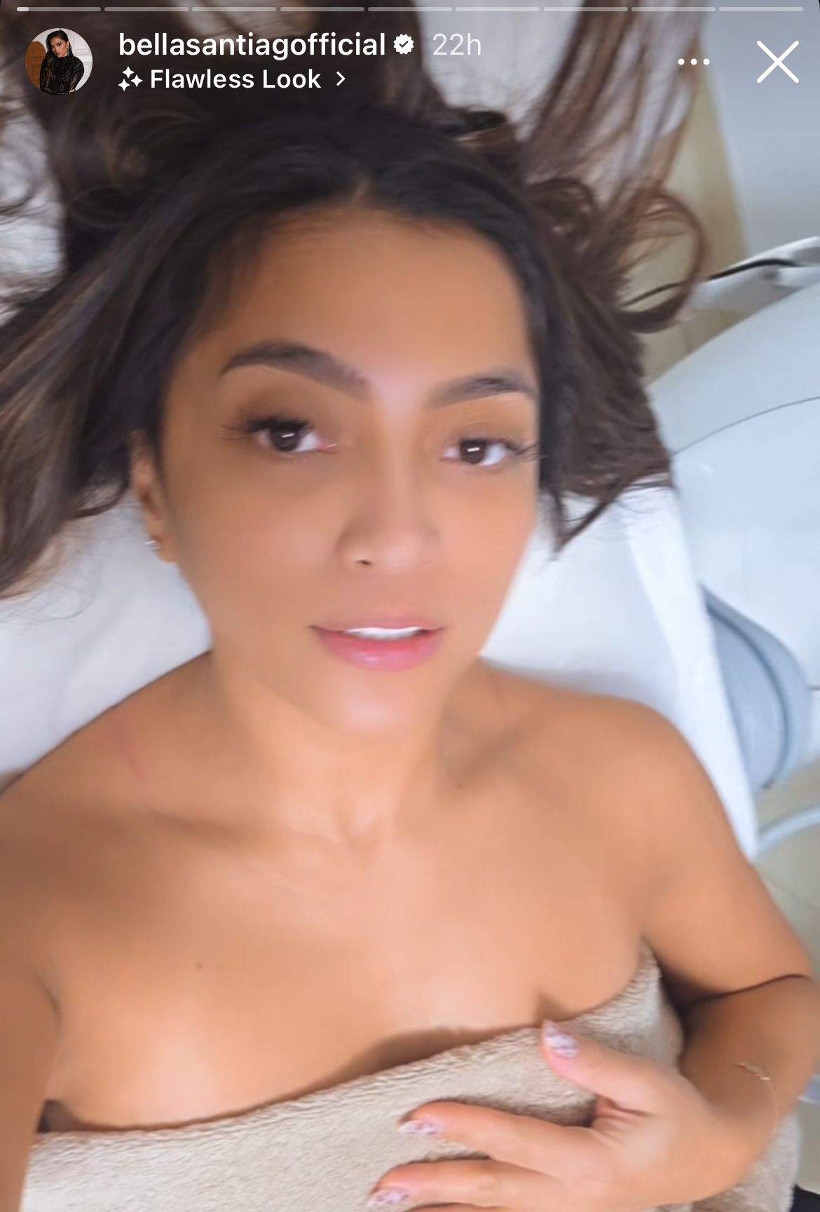 Bella Santiago, la salon