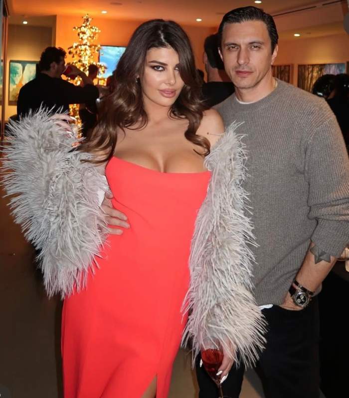 Angela Martini și Dragoș Săvulescu au petrecut Revelionul împreună cu mama milionarului! Fosta Miss, mai apropiată ca oricând de mama soacră | VIDEO