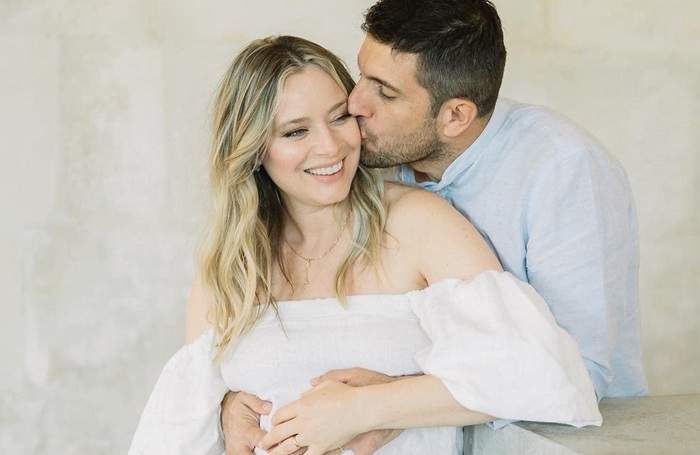 laura cosoi si sotul