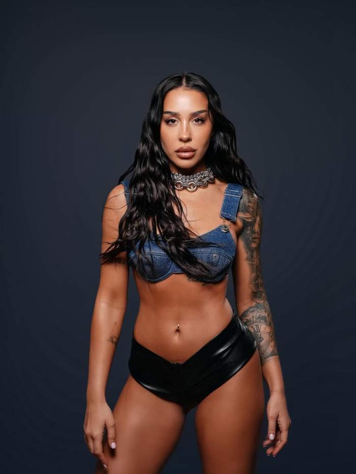 Cristina Ștefania, la o ședință foto