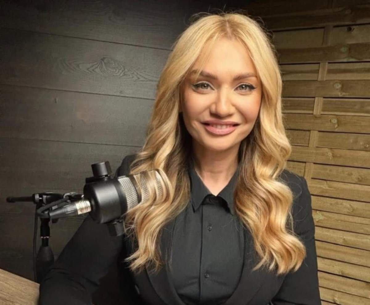 Cristina Cioran, cu părul lung