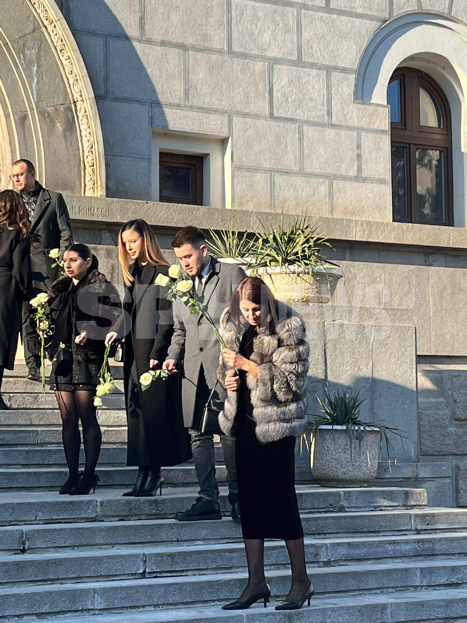 mama lui Radu Drăgușin