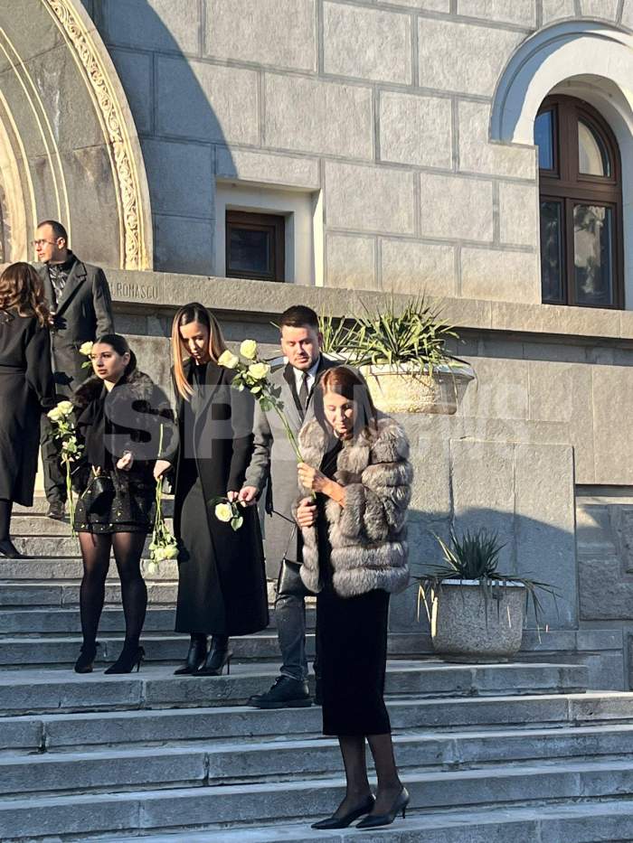 mama lui Radu Drăgușin