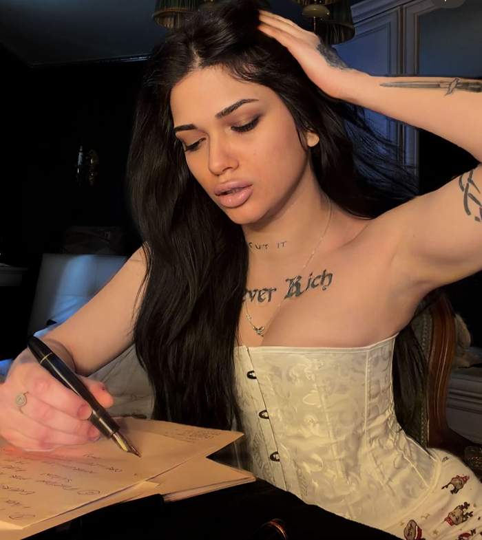 Cristina Ivone, sexy