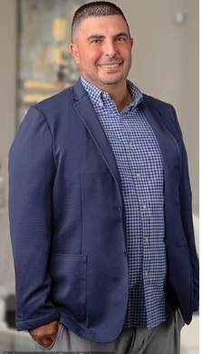 Experiența unui pacient cu injecțiile de slăbit: "Am dat jos 70 de kg, dar mi-am pierdut memoria, vederea, vorbirea și auzul”