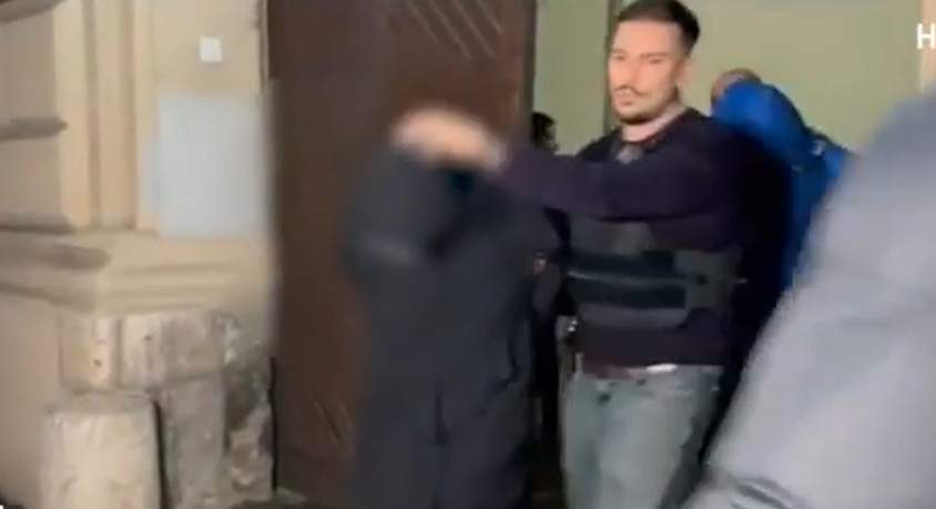 Cum l-a făcut unchiul lui Mario pe copilul de 13 ani să îşi recunoască fapta. A fost omorât pentru că avea telefon şi adidaşi scumpi