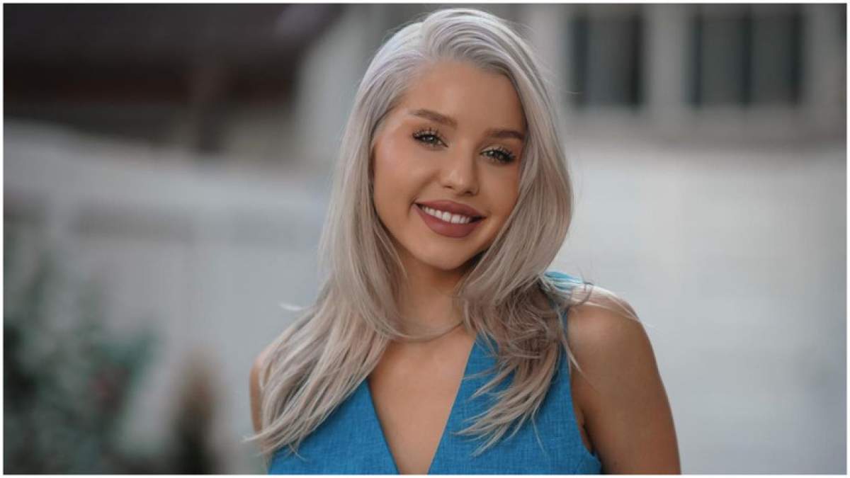 carmen grebenisan zambeste, imbracata in albastru