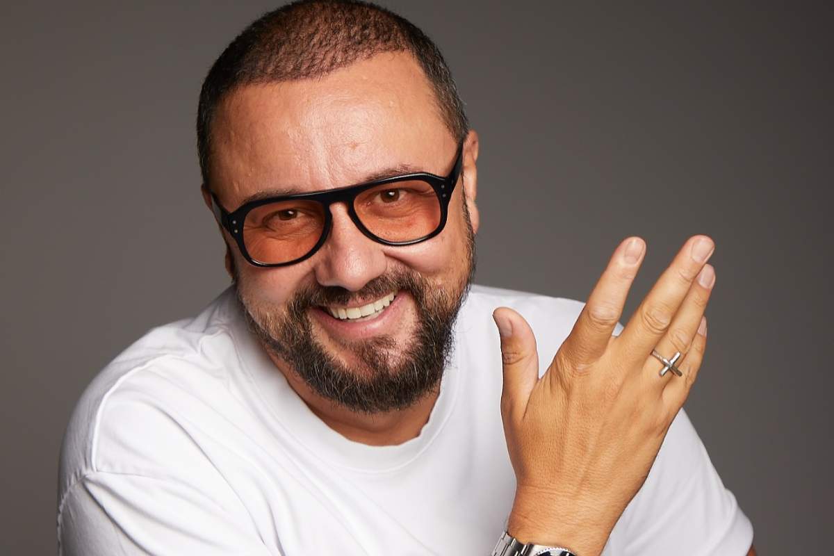 Cătălin Măruță, într-un tricou alb