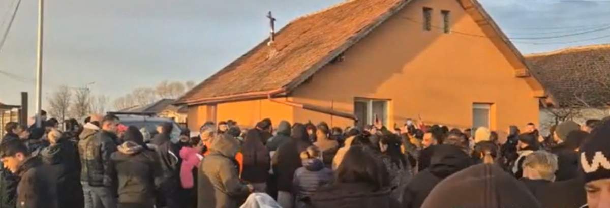 Ucigașul lui Mario Berinde nu se afla în casa unde s-a presupus că se ascundea. Declarațiile bunicului său i-au revoltat și mai tare pe oameni