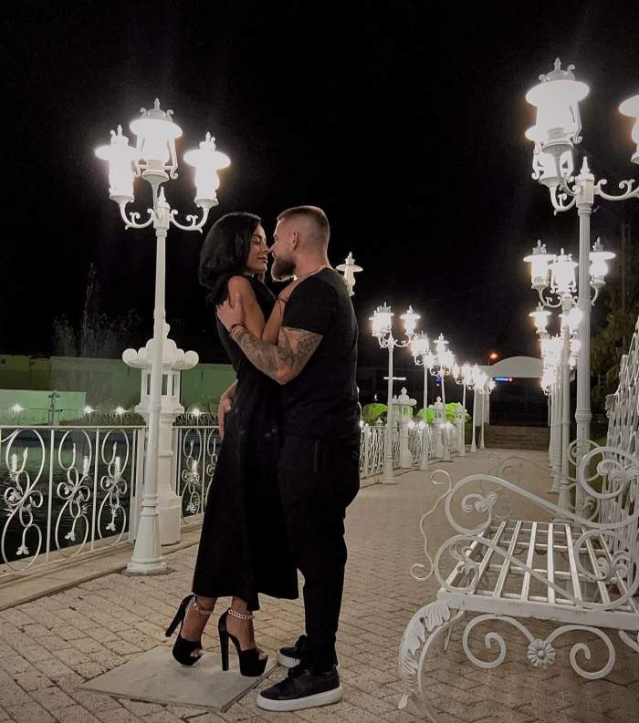 Ema și Răzvan, îmbrăcați elegant