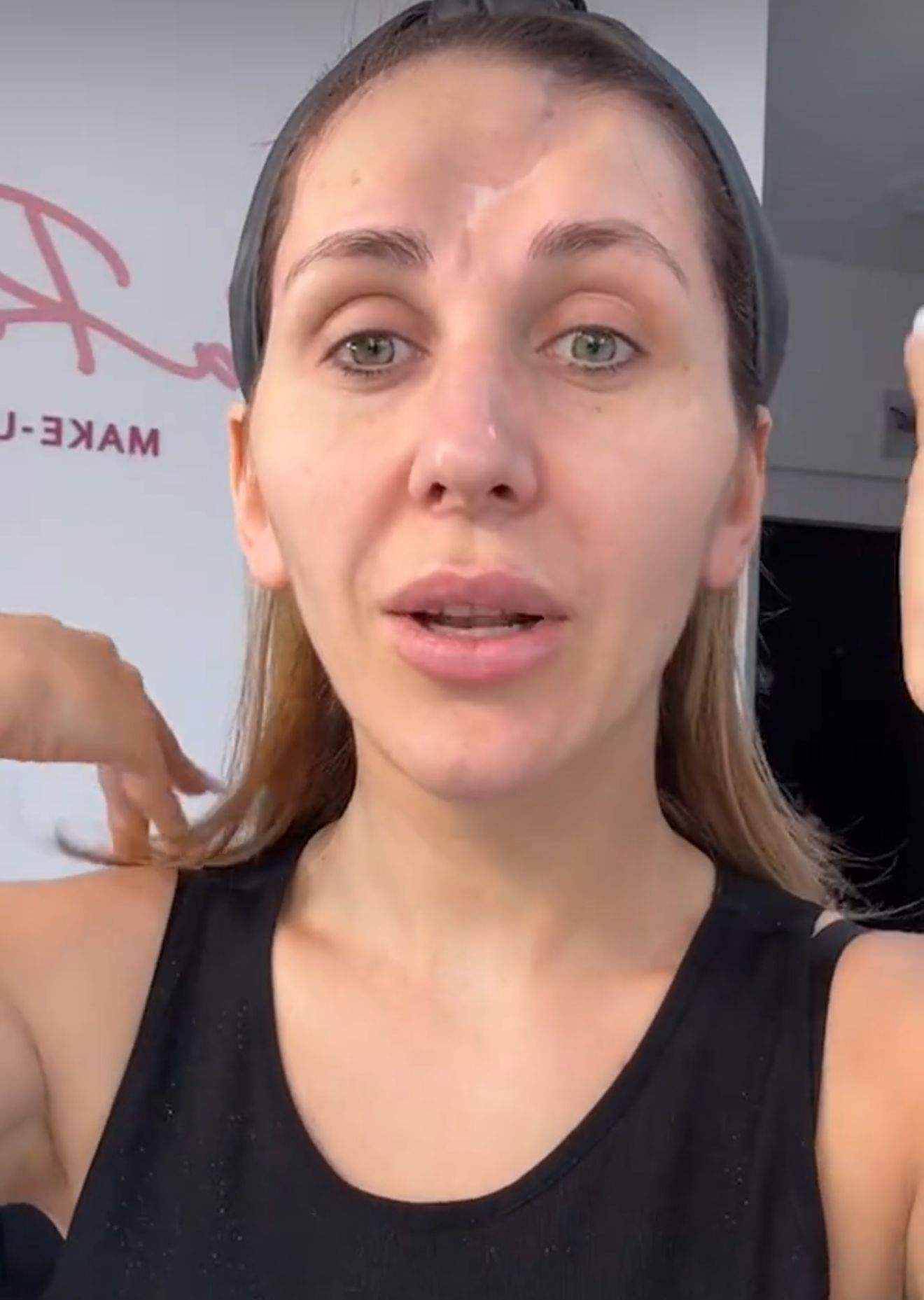 Dana Roba și-a arătat fruntea