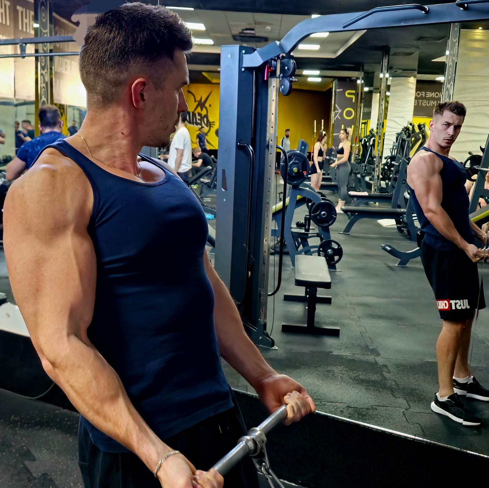 Alberto Hangan, în sală