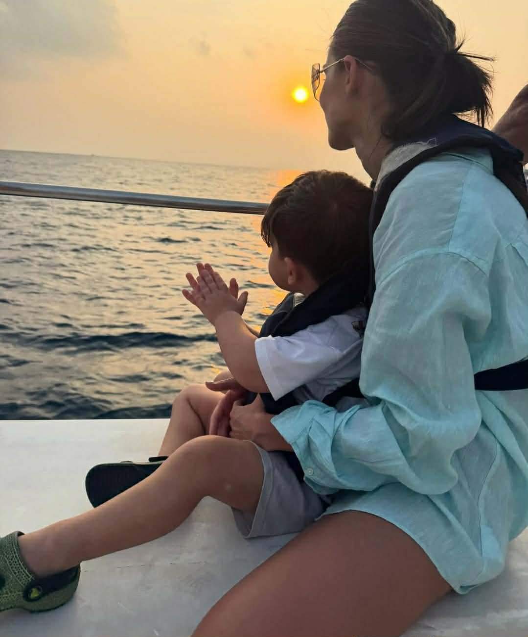 Theo Rose și fiul ei