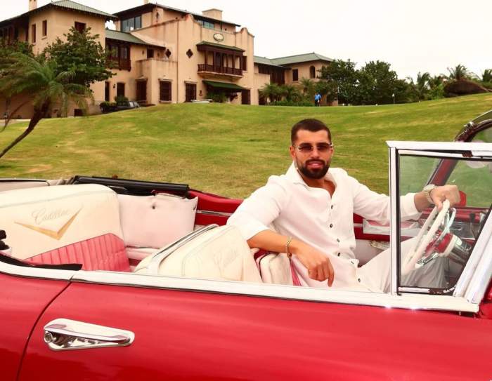 Teo Costache, într-o mașină de colecție