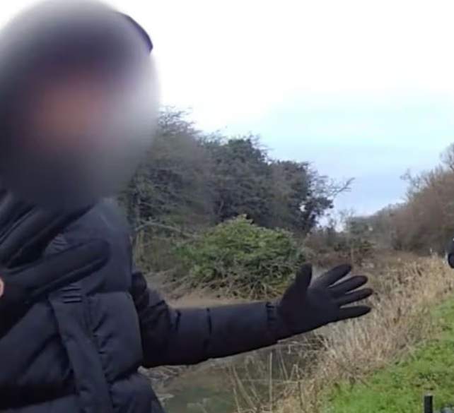 Un copil de 12 ani a fost omorât în timp ce mergea spre casă. Criminalul, un adolescent de 15 ani, și-a recunoscut fapta