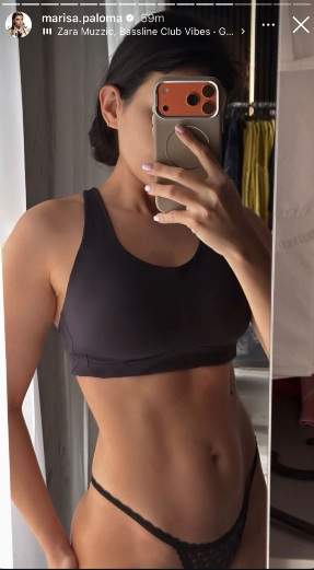 Cât de bine arată Marisa Paloma! Influencerița și-a etalat abdomenul perfect
