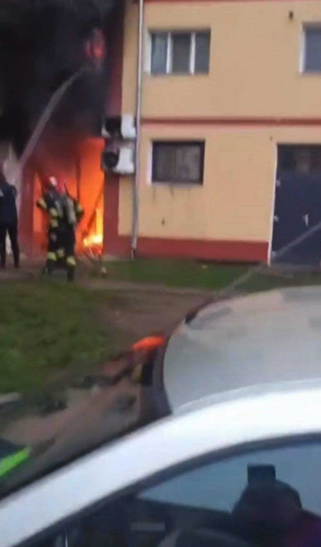 Blocul din Reșița în care a izbucnit un incendiu