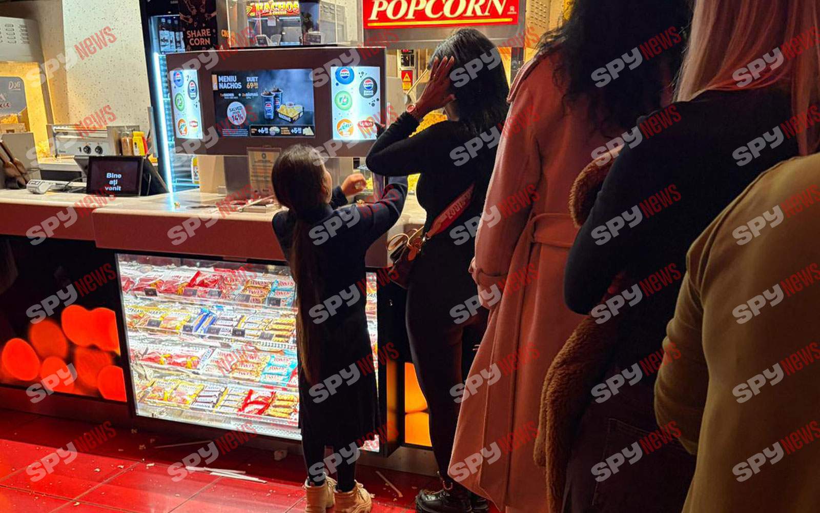 Marymar și Lambada au îngropat securea războiului?! Dovada că bruneta face tot posibilul să intre în grațiile lui Tzancă