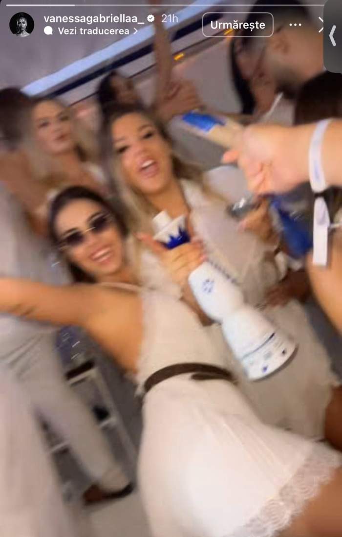 Vanessa, la o petrecere