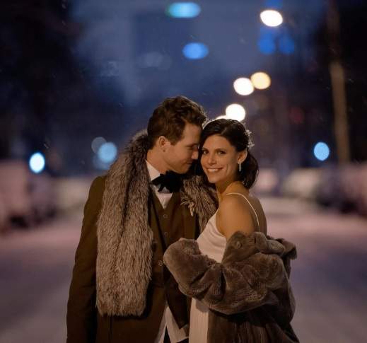 Dublă crimă șocantă! Un stomatolog și soția lui au fost găsiți morți, în propria casă! Cei doi copii ai cuplului au scăpat cu viață