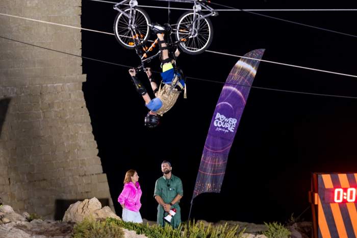 O nouă ediție Power Couple, lider detașat de audiență! Prima săptămână se încheie cu proba de cuplu, dar și cu momente decisive, la Antena 1: ”Avem un bonus de 2.000 de euro, iar cel mai slab cuplu este propus la eliminare”