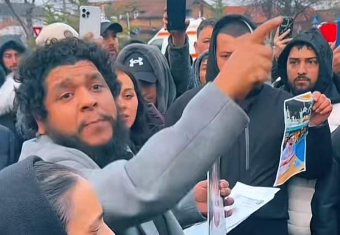 Tatăl, sfâșiat de durere