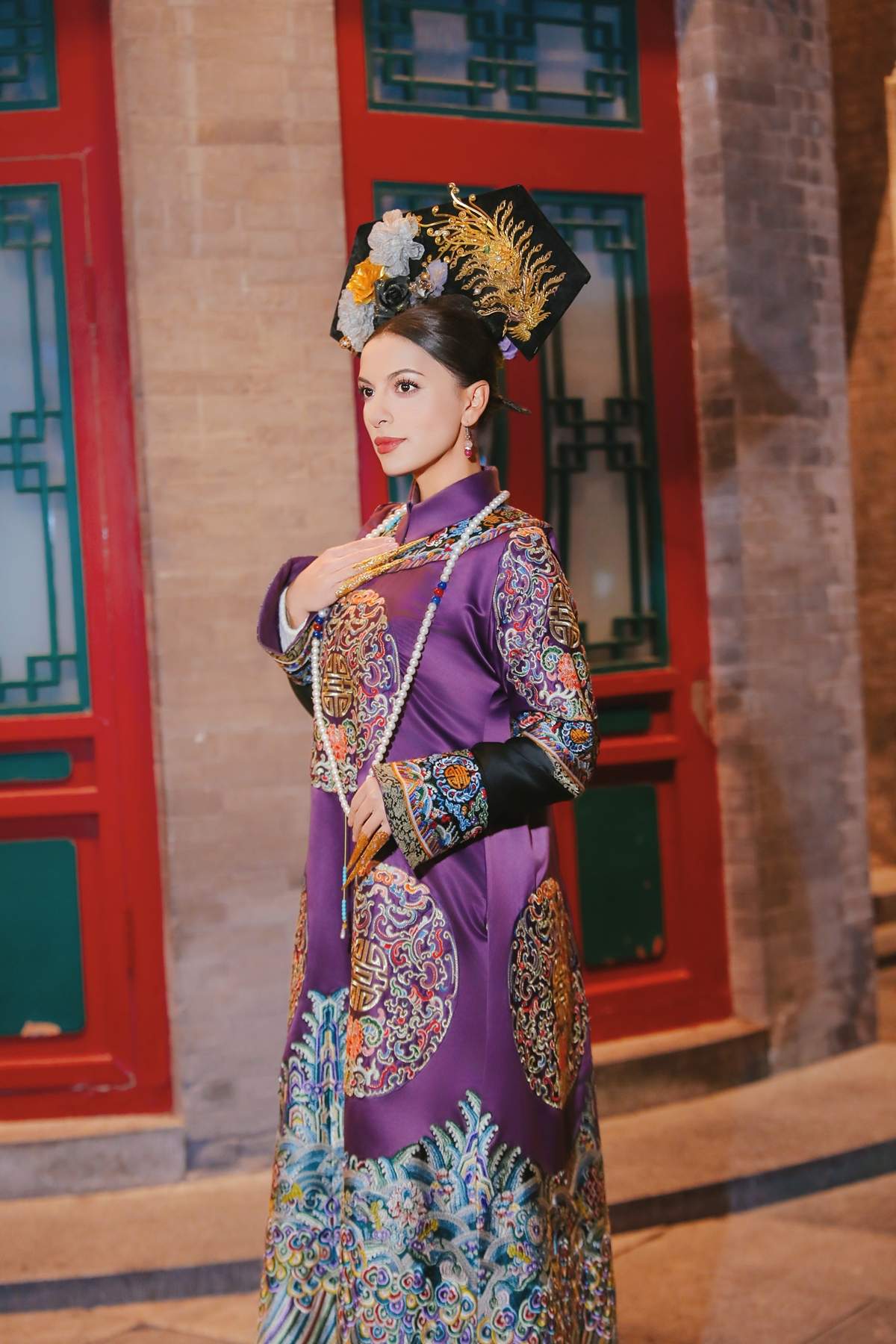 Raluca Preda, frumoasa prezentatoare de la Mireasa - Capriciile Iubirii, vacanță exclusivistă în China și Dubai! Declarații în premieră despre noul sezon