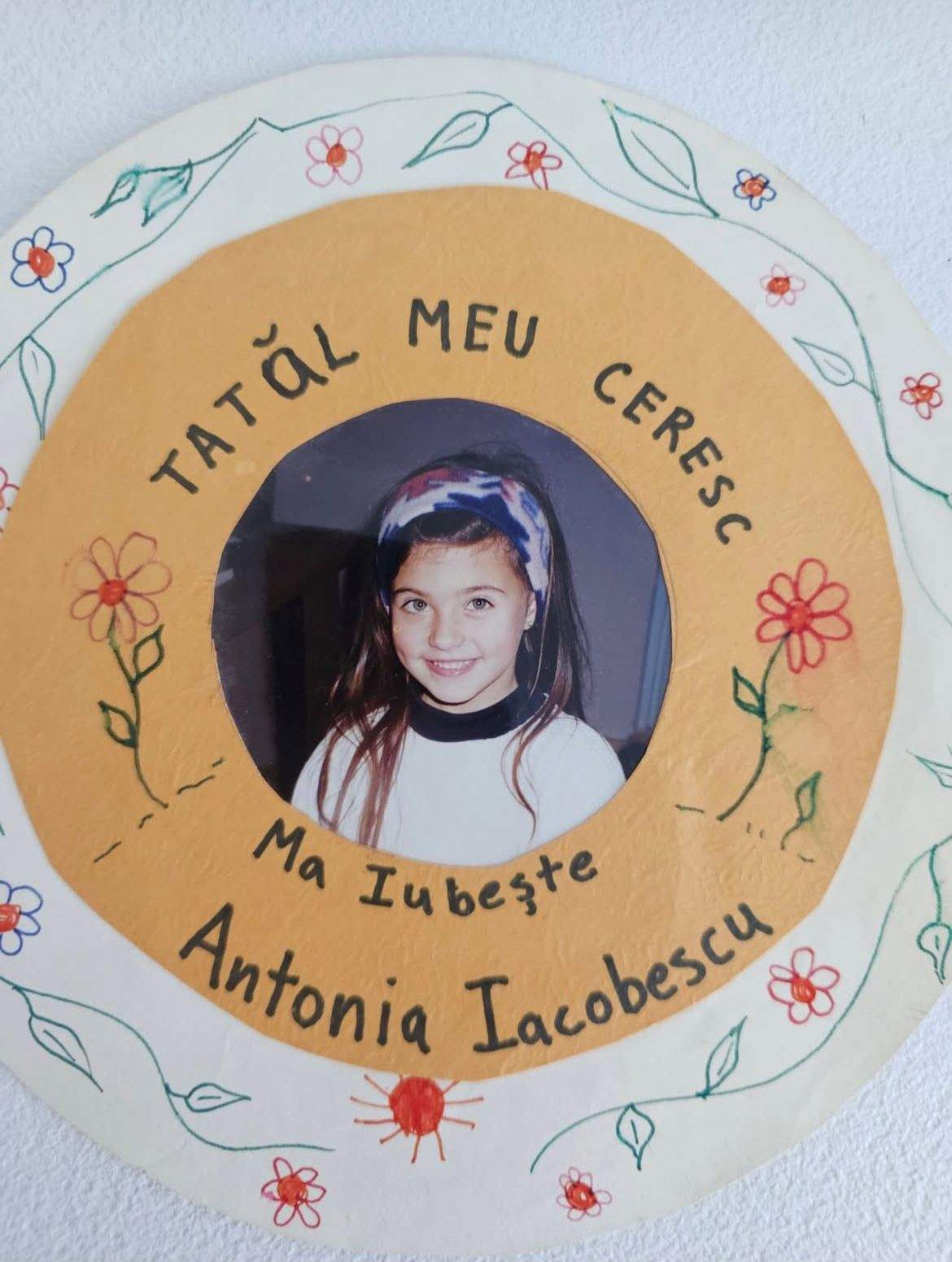Antonia, atunci când era mică