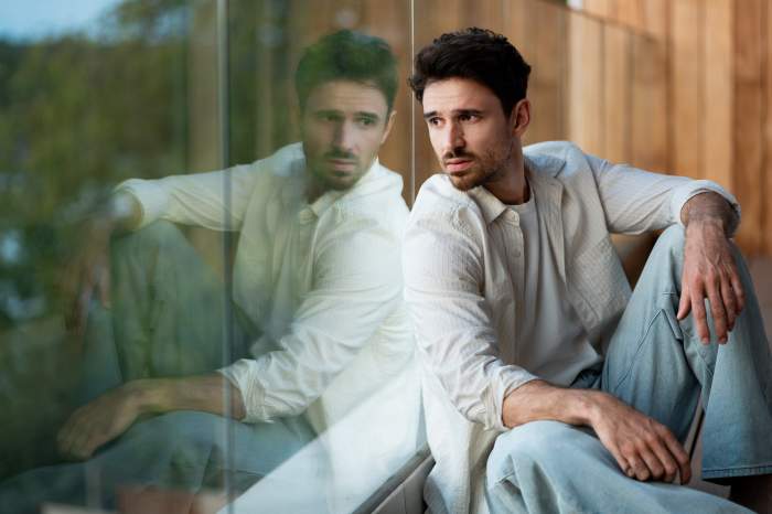 Cine este Eduard Trică, protagonistul în serialul Inimă sub acoperire, de la Antena 1. A revenit în România special pentru rol
