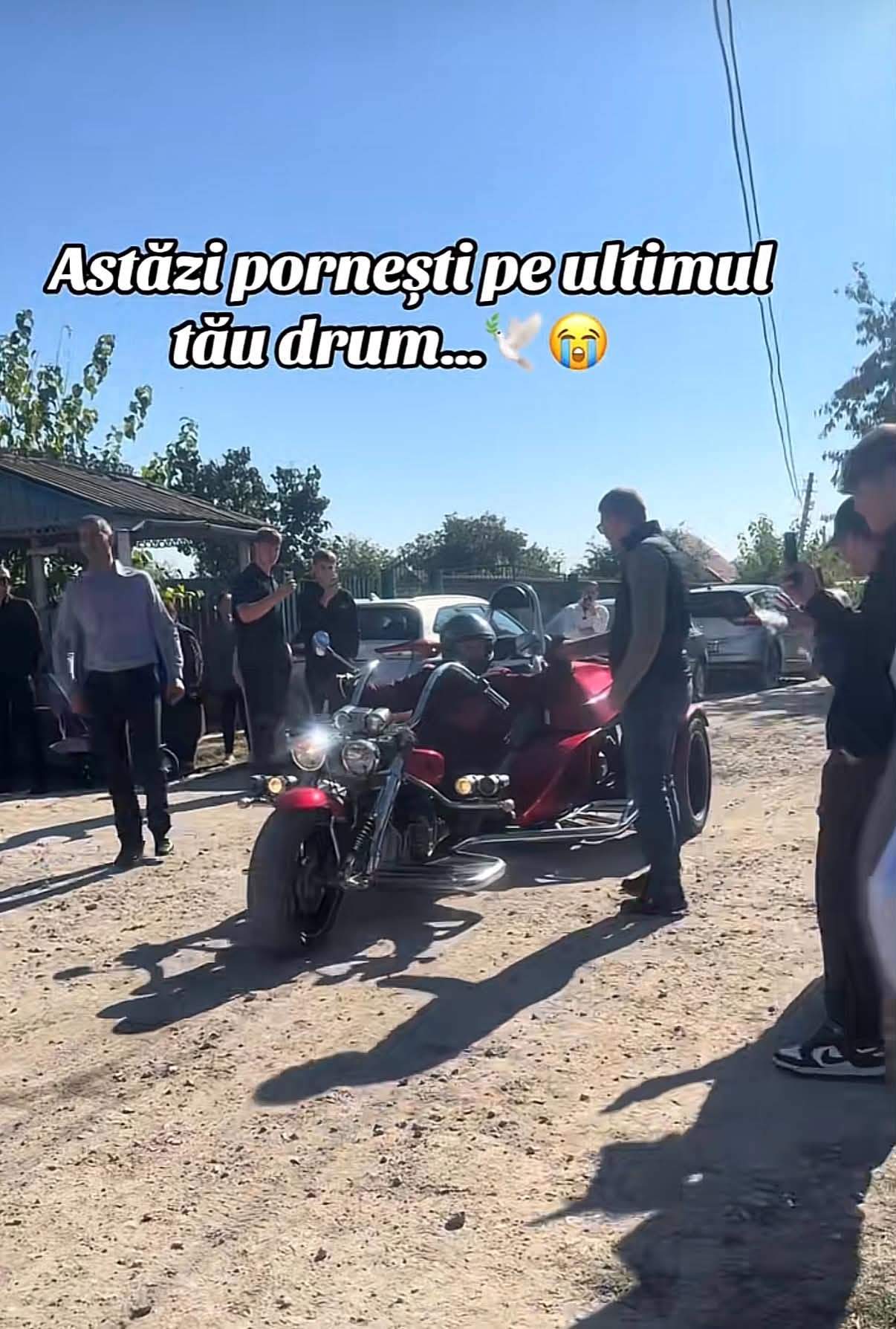 Primele imagini de la înmormântarea lui Gheorghe Moldovan, arbitrul care s-a împușcat după divorțul de femeia care i-a dăruit trei copii