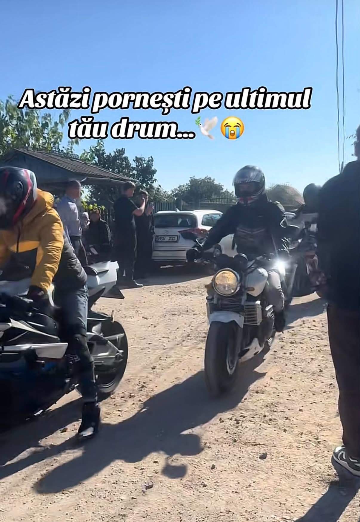 Primele imagini de la înmormântarea lui Gheorghe Moldovan, arbitrul care s-a împușcat după divorțul de femeia care i-a dăruit trei copii
