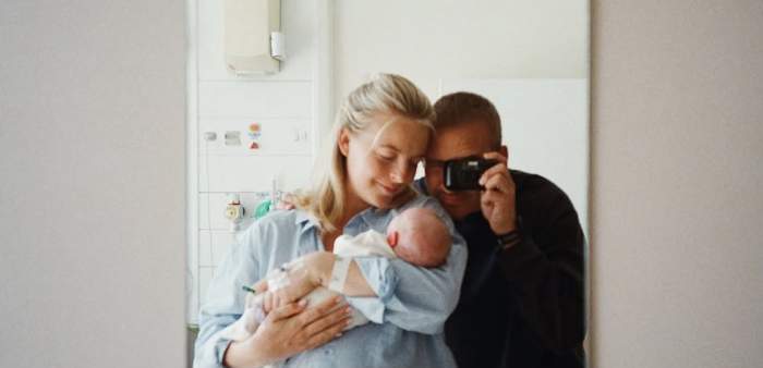 O influenceriță celebră a devenit mamă! Primele imagini cu bebelușul: „Nu am simțit niciodată o iubire ca aceasta”