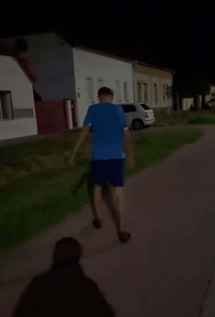 A apărut videoclipul filmat de Mario Berinde, înainte să fie ucis! Presupusul ucigaș, surprins umblând haotic pe străzi. De abia se ținea pe picioare
