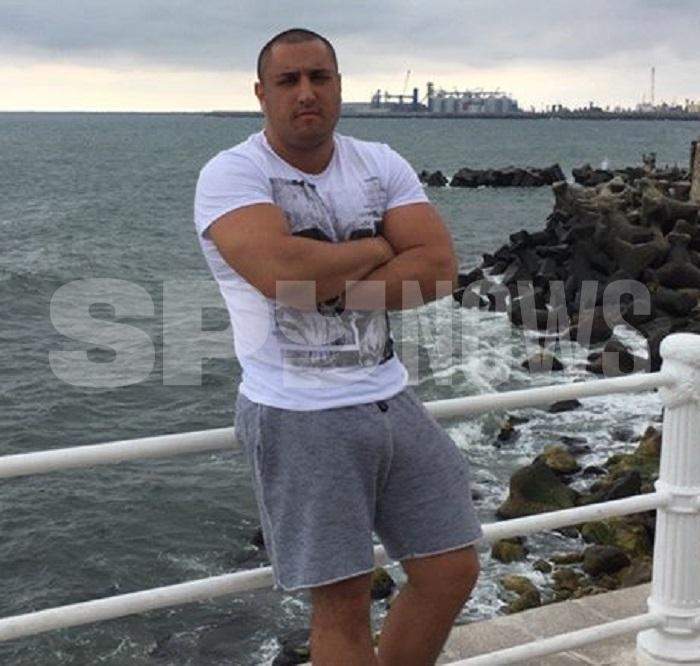 Traficantul care a atacat cu sabia un polițist a deschis mai multe procese. Pe cine a dat în judecată după ce a fost adus în țară