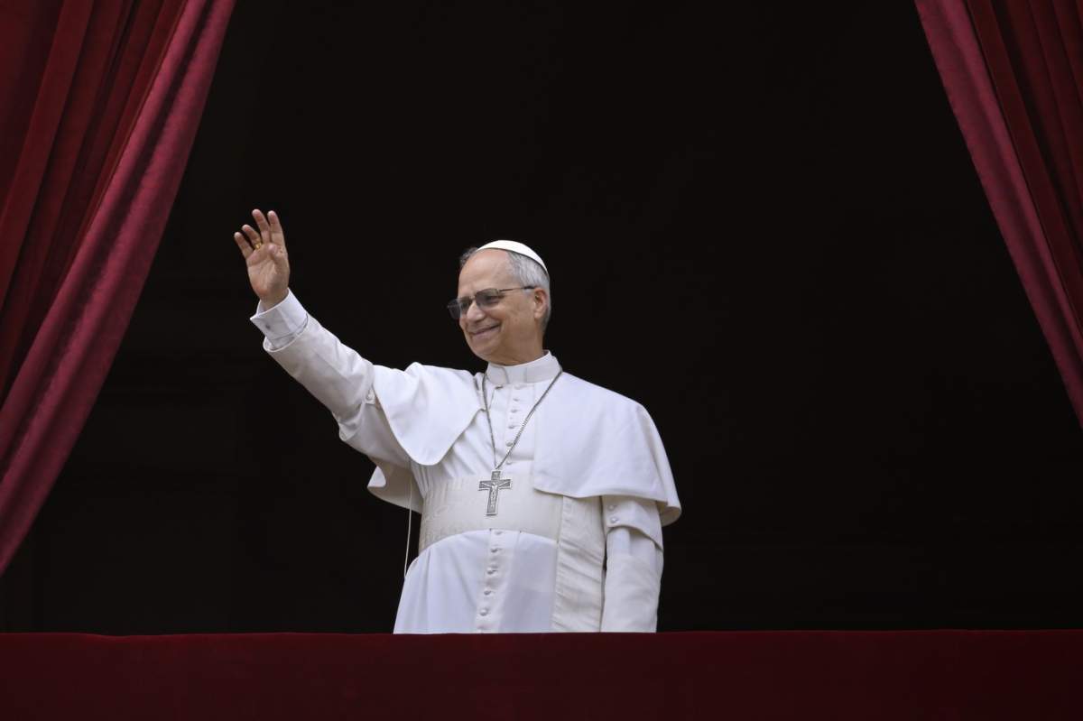 Papa Leon are probleme de sănătate! Va fi internat în spital și operat. Declarațiile Suveranului Pontif