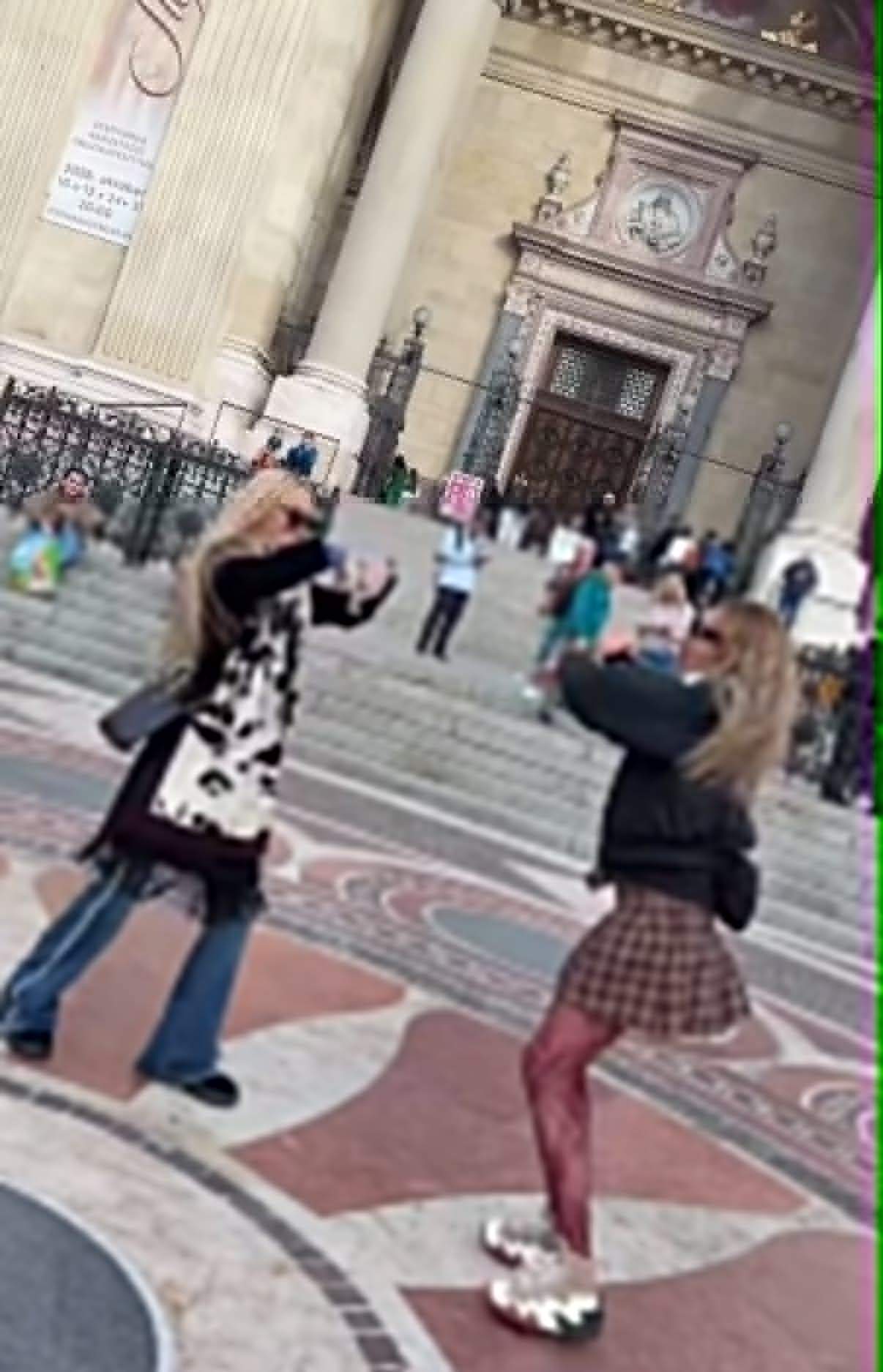 Imagini rare cu Eliza Natanticu de la Power Couple și sora ei. Mesajul transmis cu ocazia aniversării