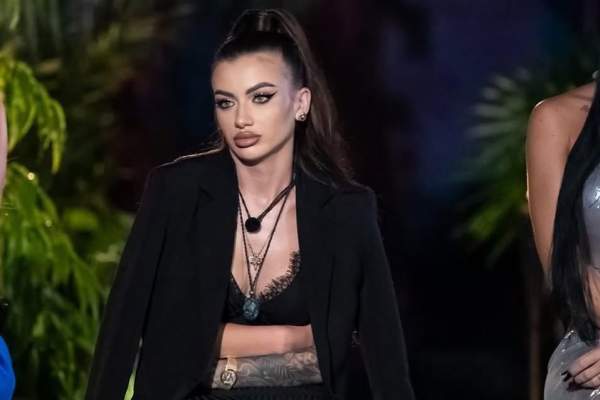 Bianca Ghiurcă, la Insula Iubirii